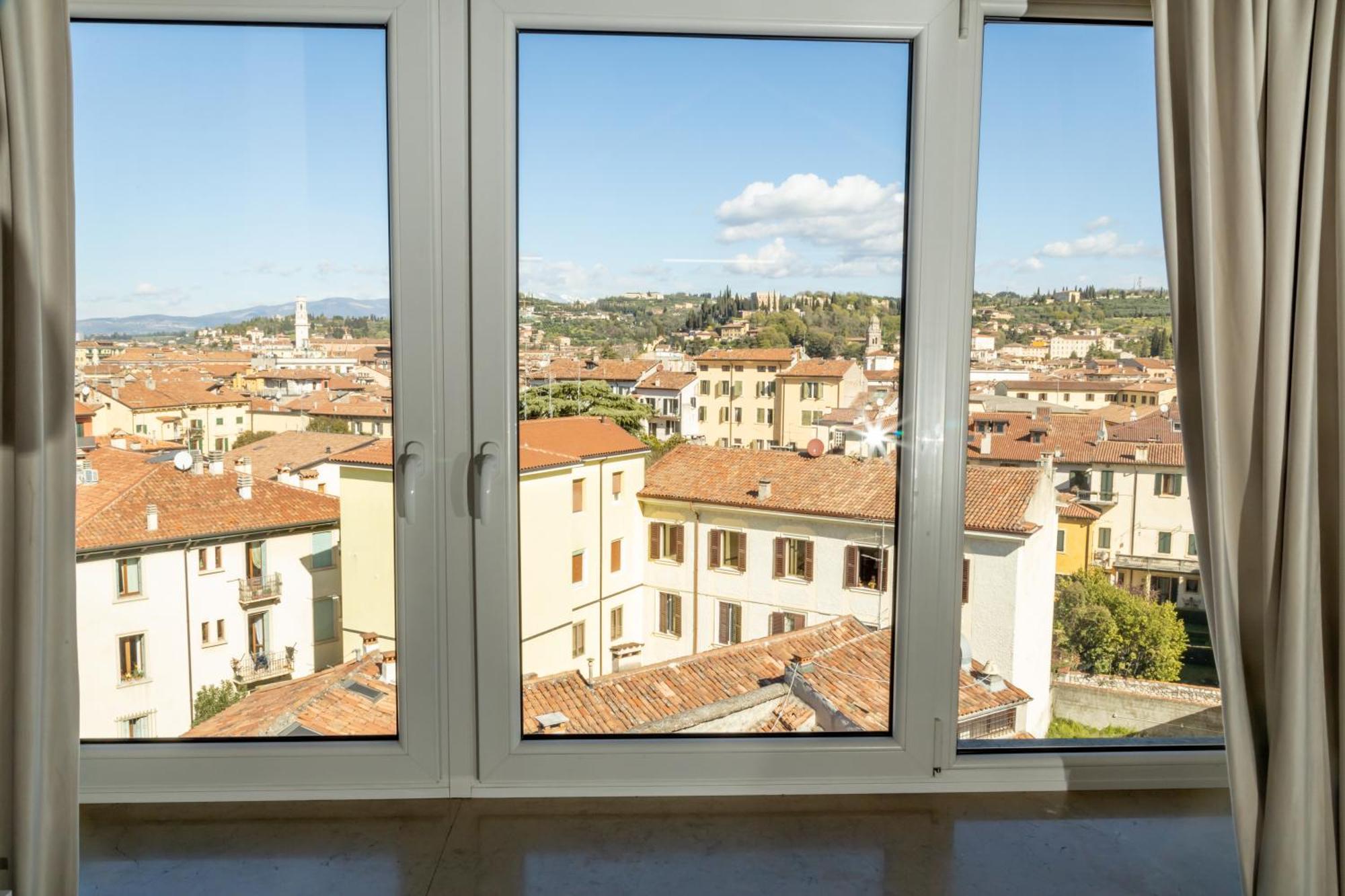 Verona Relax & Stay Rooms Екстериор снимка
