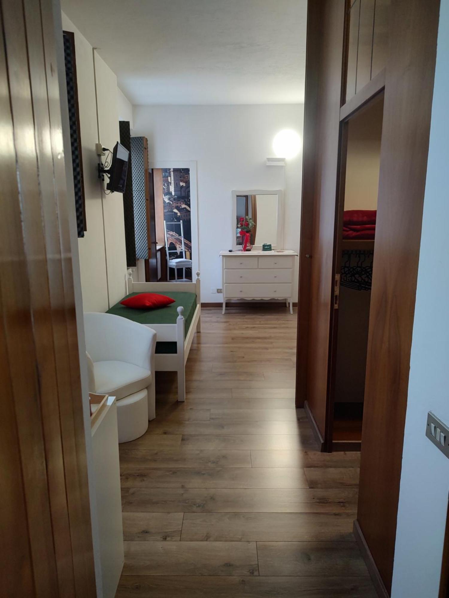 Verona Relax & Stay Rooms Екстериор снимка