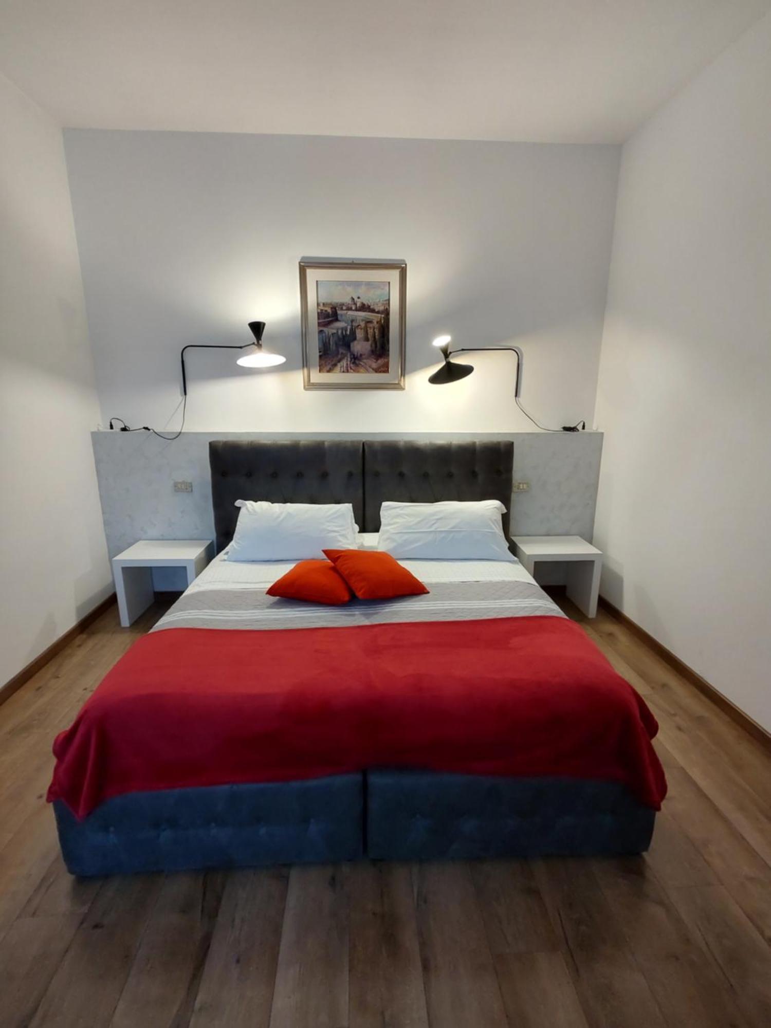 Verona Relax & Stay Rooms Екстериор снимка